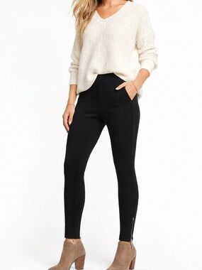 Cabi Black Zip Back Leggings Size
M Stretch Pull-On Slim Work Pants Style 3578